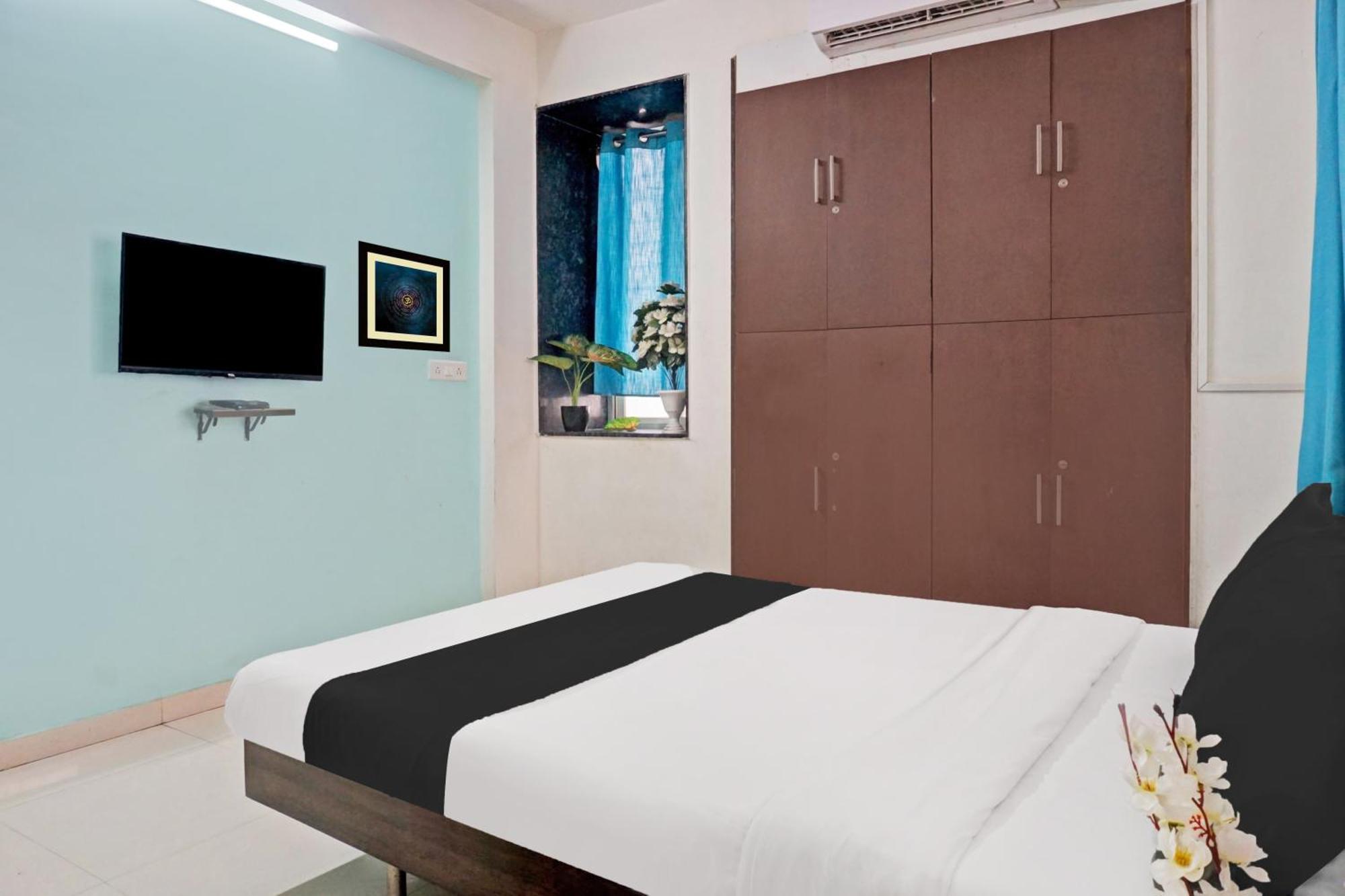 Hotel O Pristine プネ エクステリア 写真